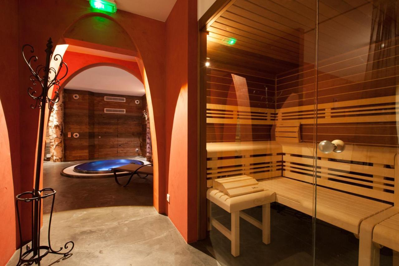 Hotel Cote Brune เลส์เดอซาลป์ ภายนอก รูปภาพ