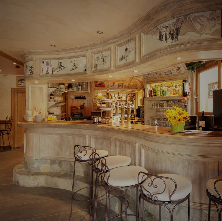 Hotel Cote Brune เลส์เดอซาลป์ ภายนอก รูปภาพ